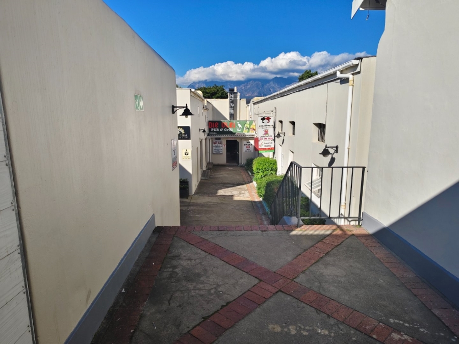 Commercial Property for Sale in Hoog En Droog Western Cape